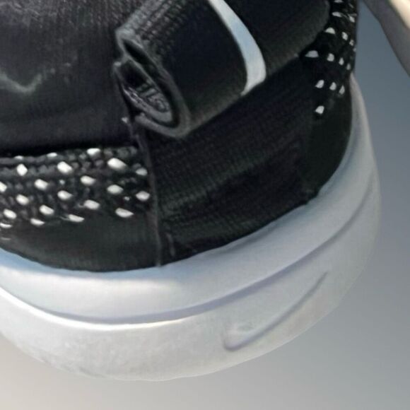 Baby Toddler Nike Novice Baby Shoes Black/White AQ9662 001 Size 8 C - Picture 5 of 6